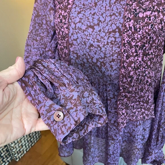 CAbi Long sleeved Blouse, sz Lg - Picture 5 of 9